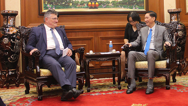 胡志明市和里昂市加大城市发展管理领域的合作力度 ảnh 1 胡志明市和里昂市加大城市发展管理领域的合作力度 ảnh 1