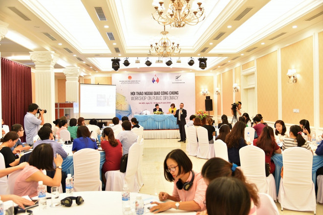 采用现代科技推动公共外交 ảnh 1