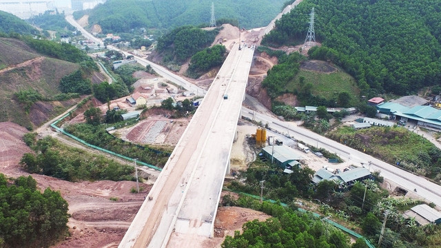 广宁省吸引外商直接投资项目120个 美国以8个项目位居首位 ảnh 1 广宁省吸引外商直接投资项目120个 美国以8个项目位居首位 ảnh 1