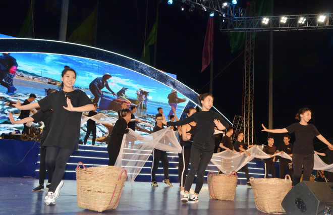 2018年巴地头顿省海洋节开幕 ảnh 1 2018年巴地头顿省海洋节开幕 ảnh 1