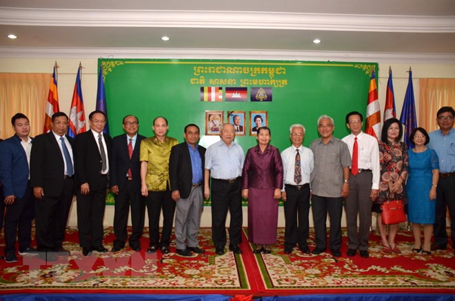 越柬友好协会与柬越友好协会加强友好合作关系 ảnh 1 越柬友好协会与柬越友好协会加强友好合作关系 ảnh 1