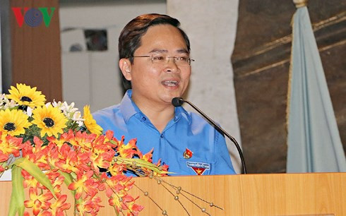 泛欧越南青年大学生夏令营有助于增强旅欧越南青年大学生的团结友谊 ảnh 1 泛欧越南青年大学生夏令营有助于增强旅欧越南青年大学生的团结友谊 ảnh 1