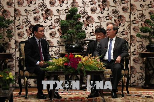 胡志明市市委书记阮善仁会见老越友好协会代表团 ảnh 1 胡志明市市委书记阮善仁会见老越友好协会代表团 ảnh 1