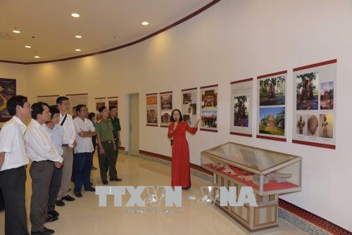 河内和薄辽文化历史遗迹展会在薄辽开展 ảnh 2 河内和薄辽文化历史遗迹展会在薄辽开展 ảnh 2