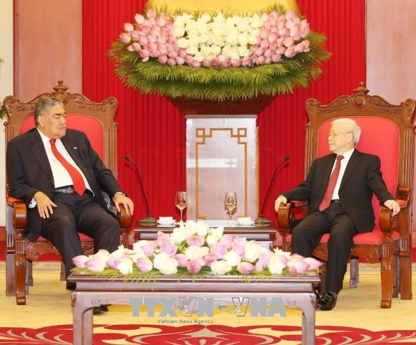 越共中央总书记阮富仲会见多米尼加左派团结运动党秘书长米格尔·梅希亚 ảnh 1 越共中央总书记阮富仲会见多米尼加左派团结运动党秘书长米格尔·梅希亚 ảnh 1