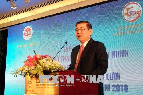 胡志明市领导会见参加2018年越南革新创新网络连接活动的代表 ảnh 1 胡志明市领导会见参加2018年越南革新创新网络连接活动的代表 ảnh 1