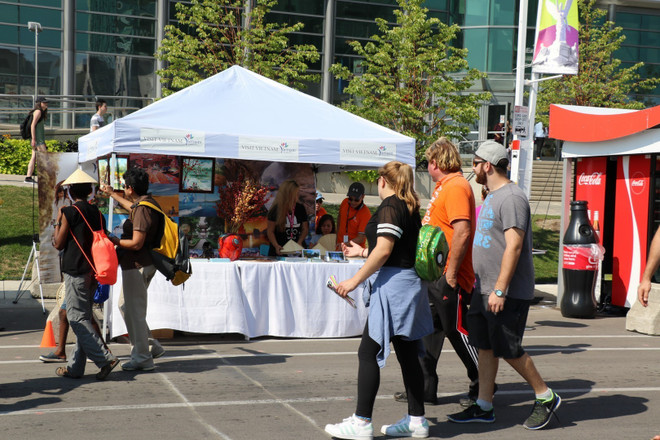 越南参加加拿大国家展览会 ảnh 1 越南参加加拿大国家展览会 ảnh 1