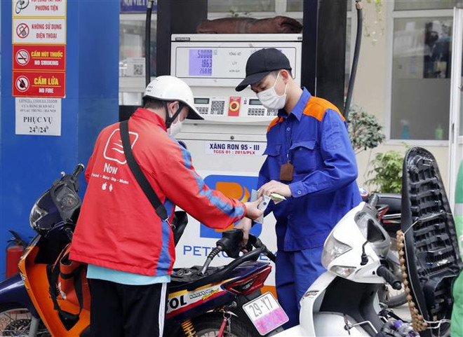 汽油价格连续第七次上调 ảnh 1 汽油价格连续第七次上调 ảnh 1