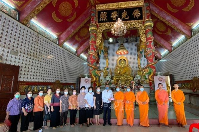 旅外越南人缅怀在鬼鹿角礁上牺牲的64名战士 ảnh 2