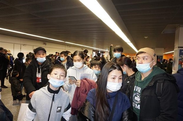 保护旅居乌克兰越南公民:为越南公民撤离战区建立安全走廊 ảnh 1 保护旅居乌克兰越南公民:为越南公民撤离战区建立安全走廊 ảnh 1