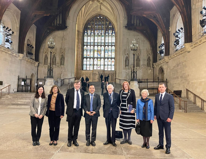 英国议员支持推动英国与越南的战略伙伴关系 ảnh 2  英国议员支持推动英国与越南的战略伙伴关系 ảnh 2