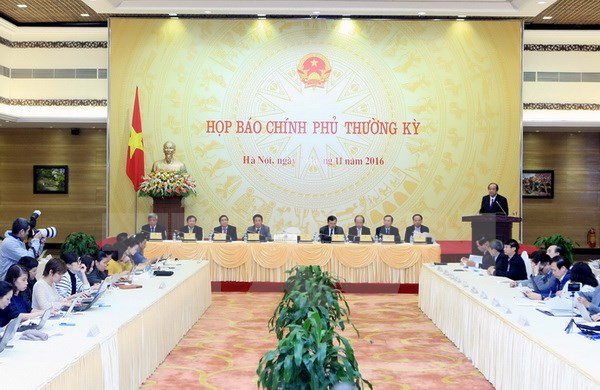 越南政府11月份例行记者会:解答社会舆论关心的许多问题 ảnh 1 越南政府11月份例行记者会:解答社会舆论关心的许多问题 ảnh 1