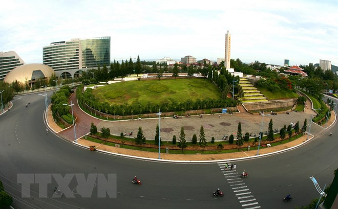 努力吸引投资者对巴地头顿省各工业区进行投资 ảnh 1 努力吸引投资者对巴地头顿省各工业区进行投资 ảnh 1
