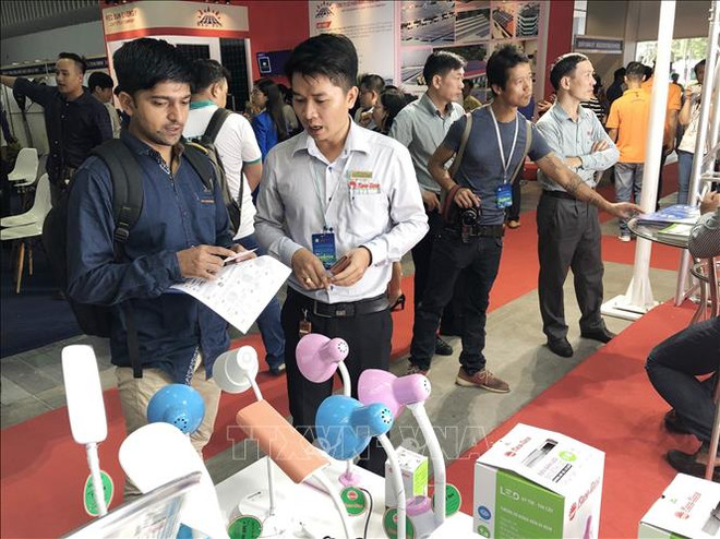 越南电力设备与技术及清洁能源产品等国际展会陆续举行 ảnh 1 越南电力设备与技术及清洁能源产品等国际展会陆续举行 ảnh 1