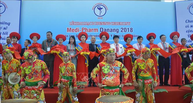 岘港市国际医药与医疗设备展览会正式开幕 ảnh 1 岘港市国际医药与医疗设备展览会正式开幕 ảnh 1