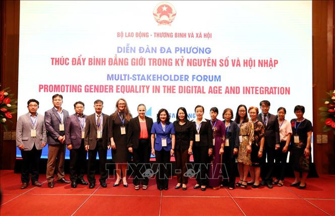 性别平等在全球一体化的数字新纪元中得到更多重视 ảnh 2 性别平等在全球一体化的数字新纪元中得到更多重视 ảnh 2