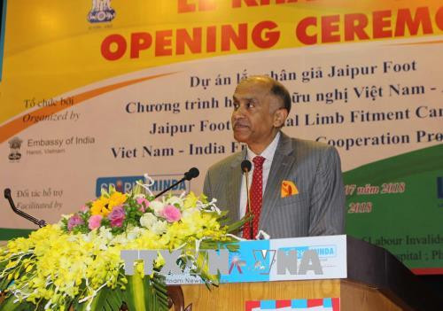 印度为永福省残疾人免费安装假下肢 ảnh 1 印度为永福省残疾人免费安装假下肢 ảnh 1