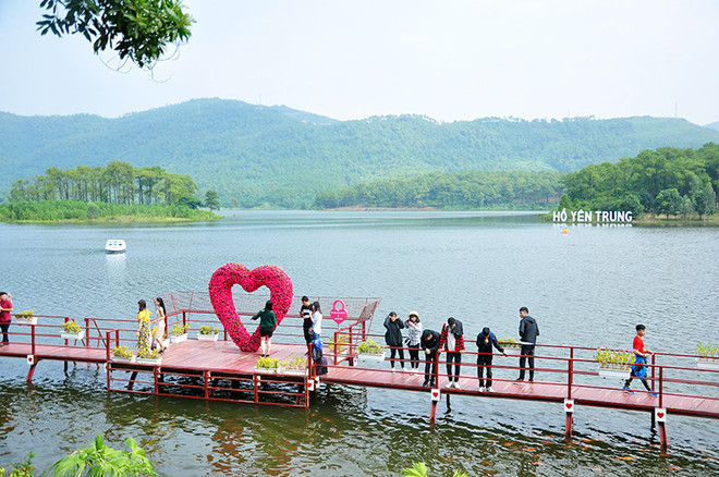 除了下龙湾外，你曾经去过广宁省以下哪个旅游景点？ ​ ảnh 3