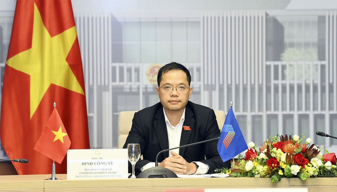 印度下议院议长访越旨在加强越印战略伙伴关系 ảnh 1 印度下议院议长访越旨在加强越印战略伙伴关系 ảnh 1
