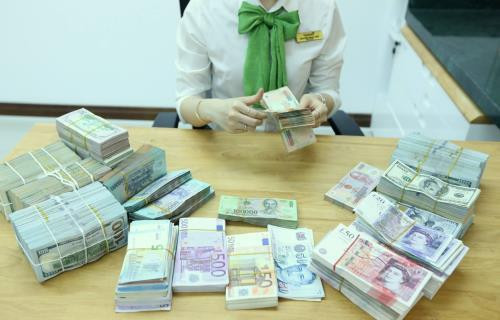 4月18日上午越盾对美元汇率中间价下调1越盾 ảnh 1 4月18日上午越盾对美元汇率中间价下调1越盾 ảnh 1