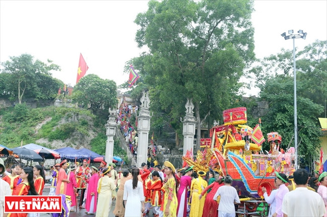 岑山 ——清化省山水迷人之地 ảnh 14 岑山 ——清化省山水迷人之地 ảnh 14