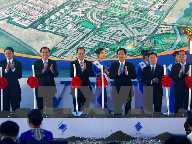 越南政府总理阮晋勇:VSIP工业园区为夯实越新战略伙伴关系基础作出切实贡献 ảnh 1 越南政府总理阮晋勇:VSIP工业园区为夯实越新战略伙伴关系基础作出切实贡献 ảnh 1