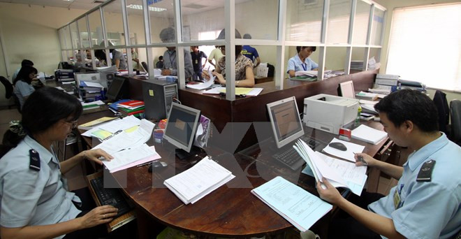 河内市海关提前完成2015年税收目标 ảnh 1