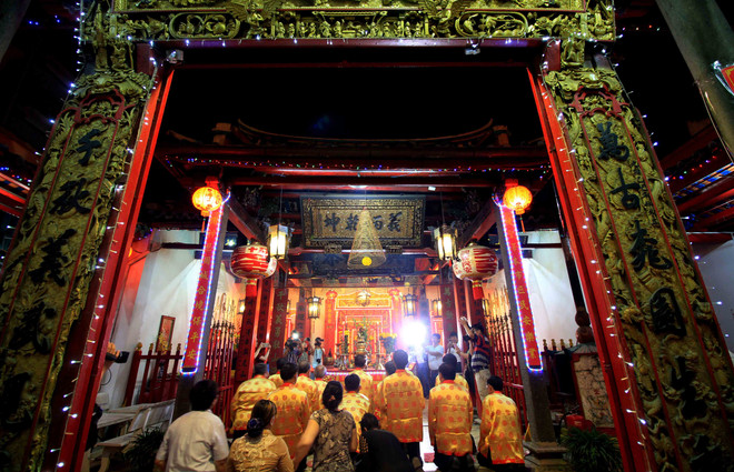 芹苴市协天宫被公认为国家级艺术建筑遗迹（组图） ảnh 4