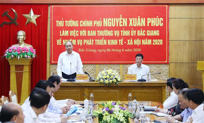 越南政府总理:北江省应对增长模式进行深度调整 ảnh 1 越南政府总理:北江省应对增长模式进行深度调整 ảnh 1
