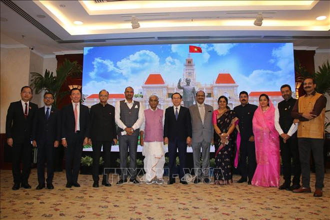 胡志明市领导会见印度下议院议长 ảnh 2 胡志明市领导会见印度下议院议长 ảnh 2