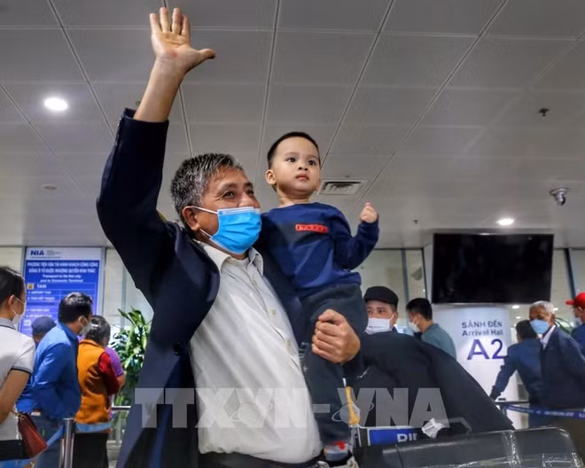 确保旅居乌克兰越南公民的生命和财产安全是越南第一优先 ảnh 1 确保旅居乌克兰越南公民的生命和财产安全是越南第一优先 ảnh 1