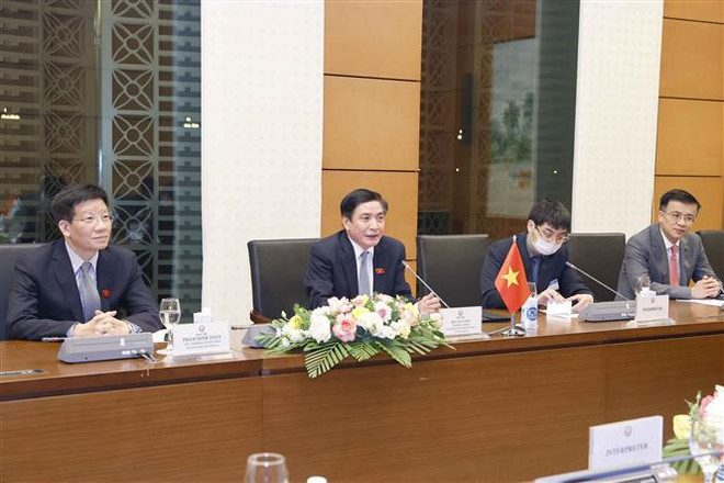 越南国会与印度下议院加强在图书馆和电视领域的合作 ảnh 1 越南国会与印度下议院加强在图书馆和电视领域的合作 ảnh 1