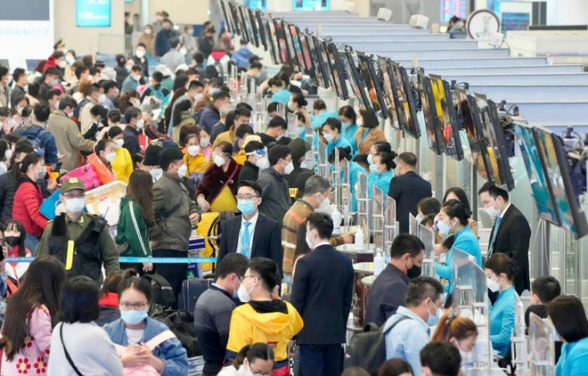 4.30和5.1节假期将至,内排和新山一机场客流量创下记录 ảnh 1 4.30和5.1节假期将至,内排和新山一机场客流量创下记录 ảnh 1