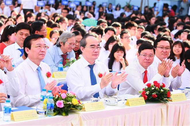 阮善仁同志：学校教育应更好地发挥创新思维 ảnh 1