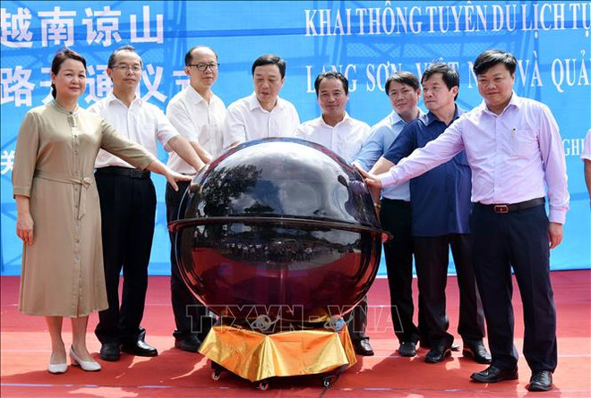 越南谅山省-中国广西跨国自驾车旅游线正式开通 ảnh 1 越南谅山省-中国广西跨国自驾车旅游线正式开通 ảnh 1