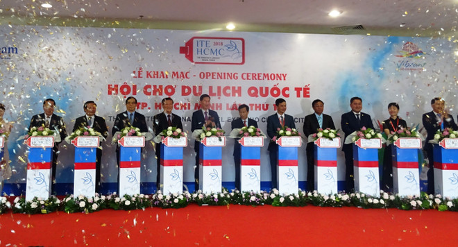 第14届胡志明市国际旅游博览会—加强胡志明市与地区各国对接的平台 ảnh 1 第14届胡志明市国际旅游博览会—加强胡志明市与地区各国对接的平台 ảnh 1