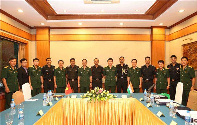 越南与印度青年军官开展交流座谈活动 ảnh 2 越南与印度青年军官开展交流座谈活动 ảnh 2