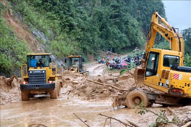 莱州遭特大暴雨洪水 导致2人死亡 多条公路受阻 ảnh 1 莱州遭特大暴雨洪水 导致2人死亡 多条公路受阻 ảnh 1