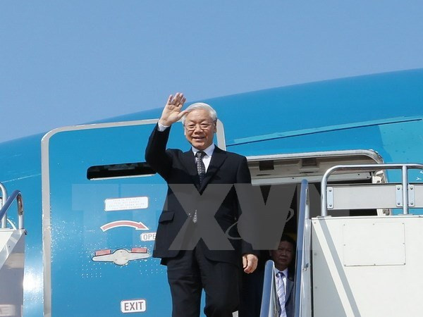 阮富仲总书记启程对俄罗斯和匈牙利进行正式访问 ảnh 1 阮富仲总书记启程对俄罗斯和匈牙利进行正式访问 ảnh 1