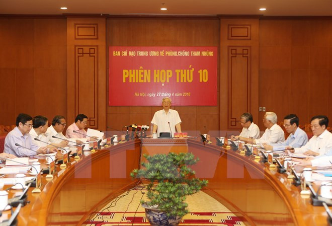 越共中央反腐败指导委员会：加大重大腐败案件查处工作的监察检查力度 ảnh 1