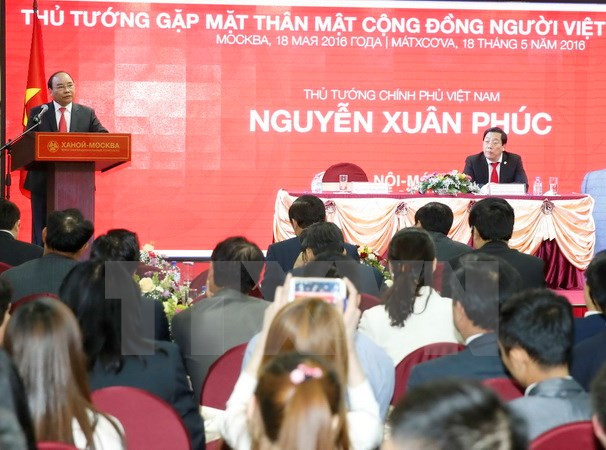 越南政府总理阮春福会见旅俄越南人社群代表 ảnh 1 越南政府总理阮春福会见旅俄越南人社群代表 ảnh 1