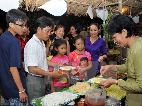 250多道美味佳肴亮相2016年第六次越南南方美食节 ảnh 1