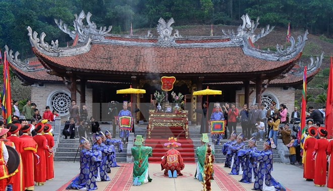 富寿省举行雒龙君国祖拜祖大典 ảnh 1 富寿省举行雒龙君国祖拜祖大典 ảnh 1