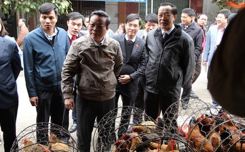 河江省开展越中边境地区食品安全检查 ảnh 1 河江省开展越中边境地区食品安全检查 ảnh 1
