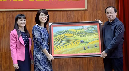 世界宣明会承诺继续为安沛省各项目提供226万美元的援助资金 ảnh 1 世界宣明会承诺继续为安沛省各项目提供226万美元的援助资金 ảnh 1