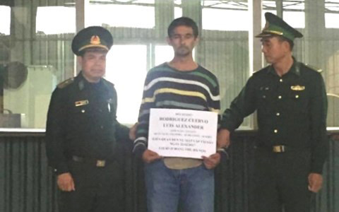 涉嫌财产盗窃案的三名外国嫌疑人在河静省被抓获 ảnh 1