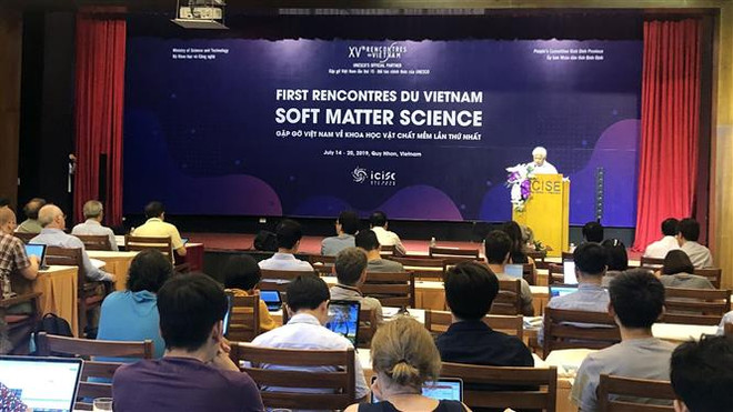 2019年越南会晤:有关软物质的科学会议首次在越南举行 ảnh 1 2019年越南会晤:有关软物质的科学会议首次在越南举行 ảnh 1