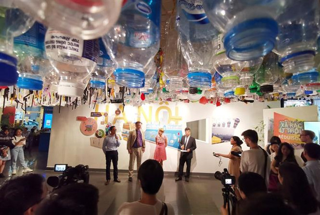  “请少排放垃圾”陈列展览鼓励人民力行环保 ảnh 1