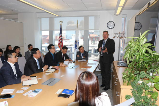 越美加强政策咨询研究合作和知识共享活动 ảnh 1