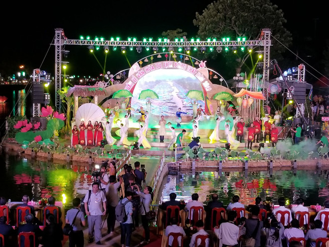 同塔省文化旅游周活动参观人数达60万人次 ảnh 1 同塔省文化旅游周活动参观人数达60万人次 ảnh 1